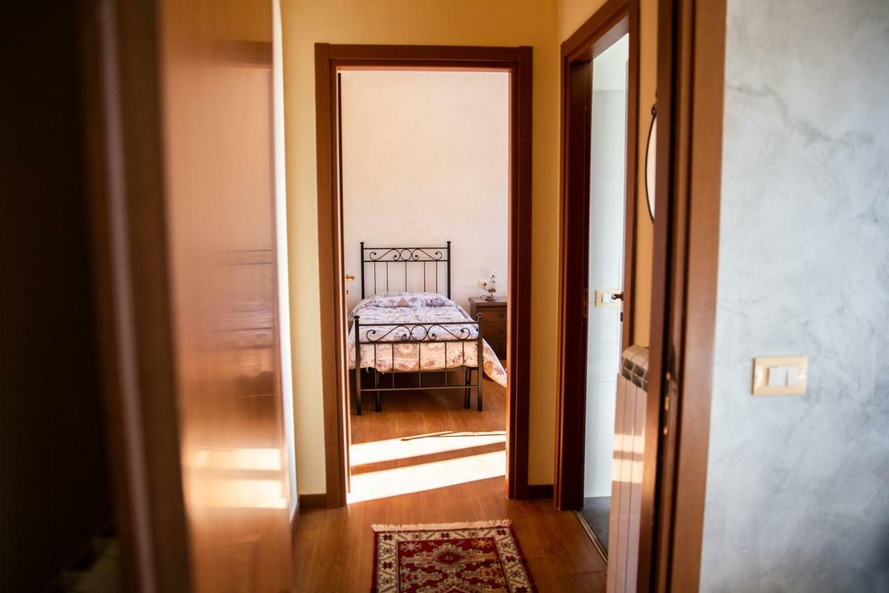 Appartamento Della Pia Bevagna Luaran gambar