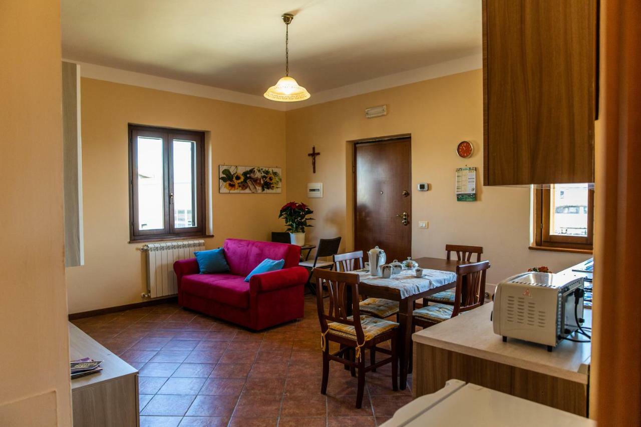 Appartamento Della Pia Bevagna Luaran gambar
