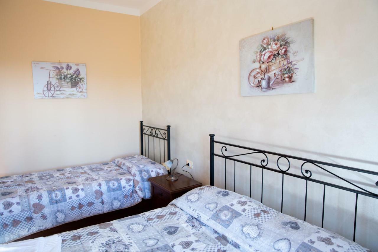 Appartamento Della Pia Bevagna Luaran gambar